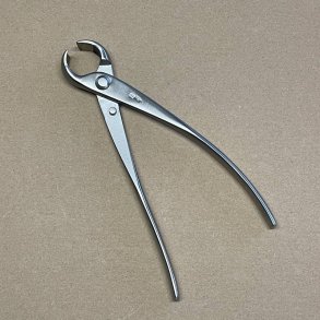 Ryuga: <br> Bonsai-Knoptang