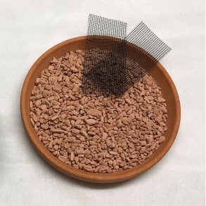 Lergranulat og net til mindre Bonsai-sk�le