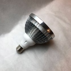 Vkstlys - LED 18 W varmhvid